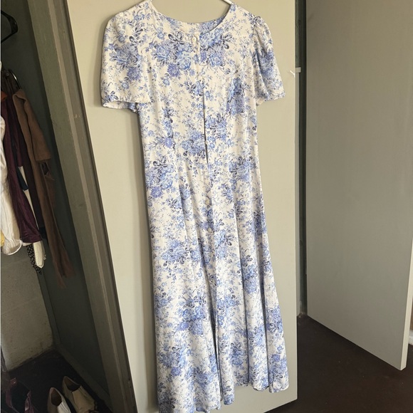 Laura Ashley Dresses & Skirts - Laura Ashley Blue and White Floral Maxi Dress